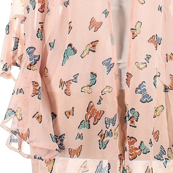 Live 4 Truth Peachy-pink butterfly design 1X - Picture 9 of 9